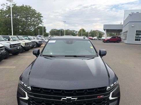Used 2023 Chevrolet Tahoe Z71 AWD/4WD image 4