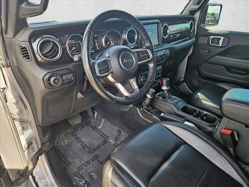 Used 2021 Jeep Wrangler Unlimited Sahara AWD/4WD image 10