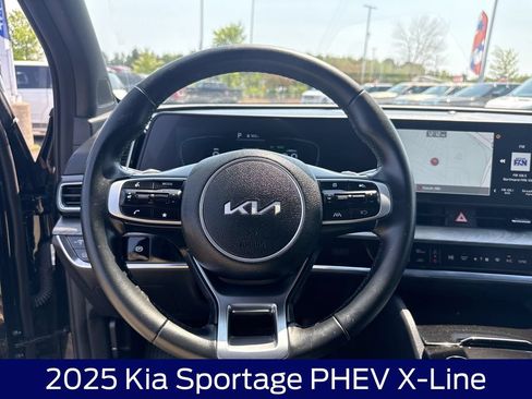Used 2025 Kia Sportage X-Line AWD/4WD image 19