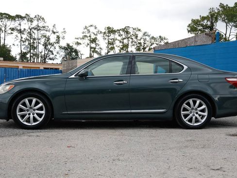 Used 2008 Lexus LS 460 RWD image 3