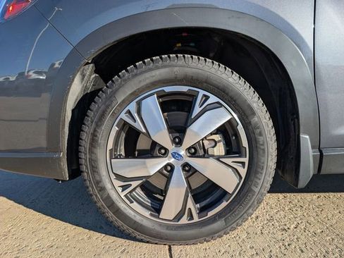 Used 2020 Subaru Forester Touring image 9