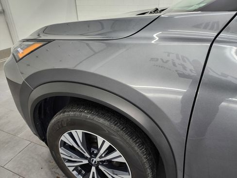 Used 2023 Nissan Rogue SV image 32