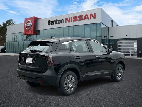 New 2026 Nissan Kicks S image 4