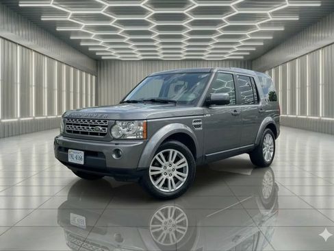 Used 2011 Land Rover LR4 HSE LUX AWD/4WD image 6