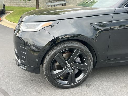 Certified 2023 Land Rover Discovery HSE R-Dynamic AWD/4WD image 13