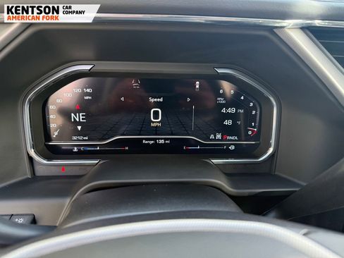 Used 2025 GMC Sierra 3500 Denali w/ Denali Reserve Package image 17