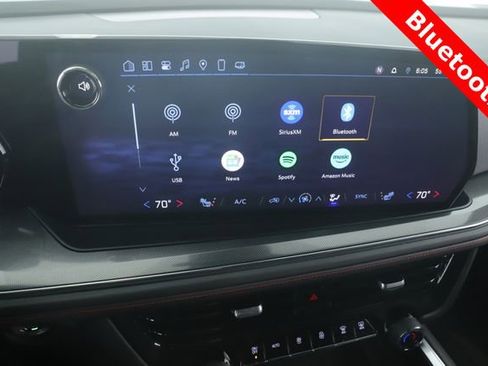 Used 2025 Chevrolet Suburban RST image 24