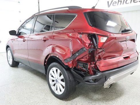 Used 2019 Ford Escape SEL image 3