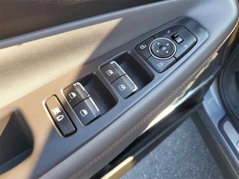 Used 2019 Hyundai Santa Fe Limited image 21