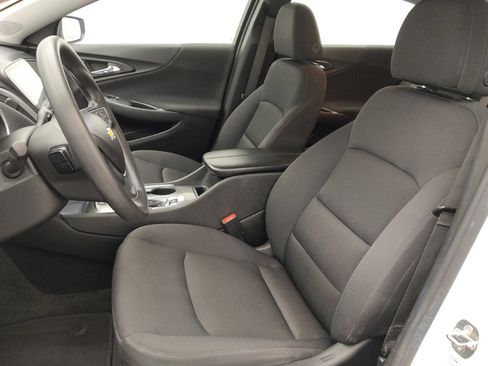 Used 2024 Chevrolet Malibu LT FWD image 17