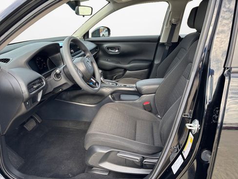 Certified 2024 Honda HR-V LX image 11