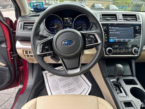 Used 2018 Subaru Outback 3.6R Limited AWD/4WD image 13