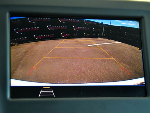 Used 2020 Chevrolet Equinox LT image 18