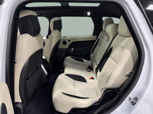 Certified 2022 Land Rover Range Rover Sport HSE Dynamic image 9