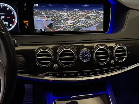 Used 2016 Mercedes-Benz S 550 Sedan image 8