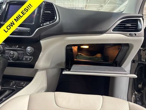 Used 2020 Jeep Cherokee Limited AWD/4WD image 43