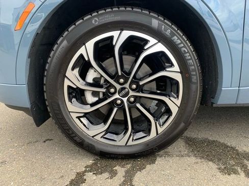 New 2026 Lincoln Nautilus Reserve image 11