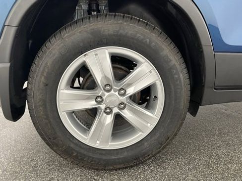 Used 2019 Chevrolet Trax LT w/ LT Convenience Package image 47