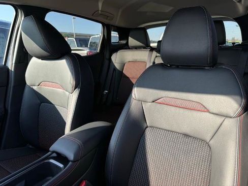 New 2026 Nissan Kicks SR w/ Cold Weather Package image 15