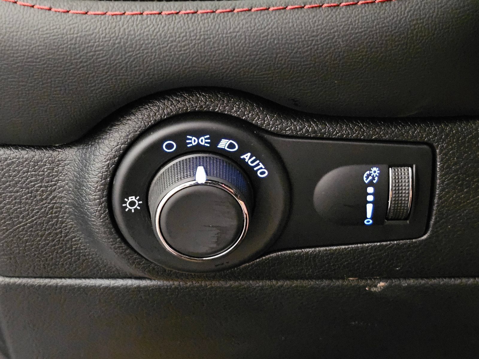 Used 2026 Dodge Durango GT AWD/4WD image 16