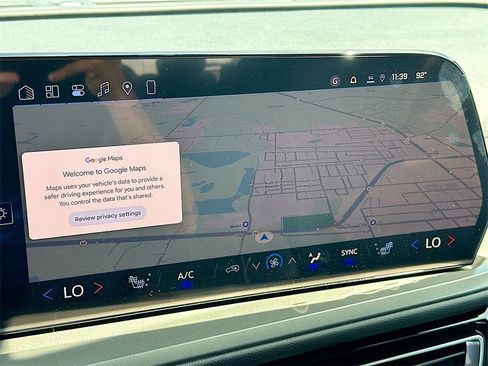 New 2026 Chevrolet Traverse LT image 8