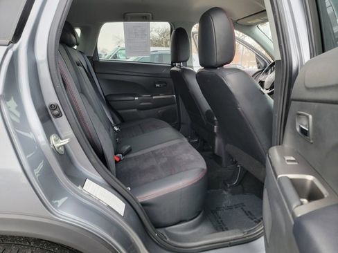 Used 2024 Mitsubishi Outlander Sport SE image 29