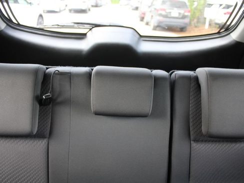 Used 2019 Toyota Highlander LE FWD image 51