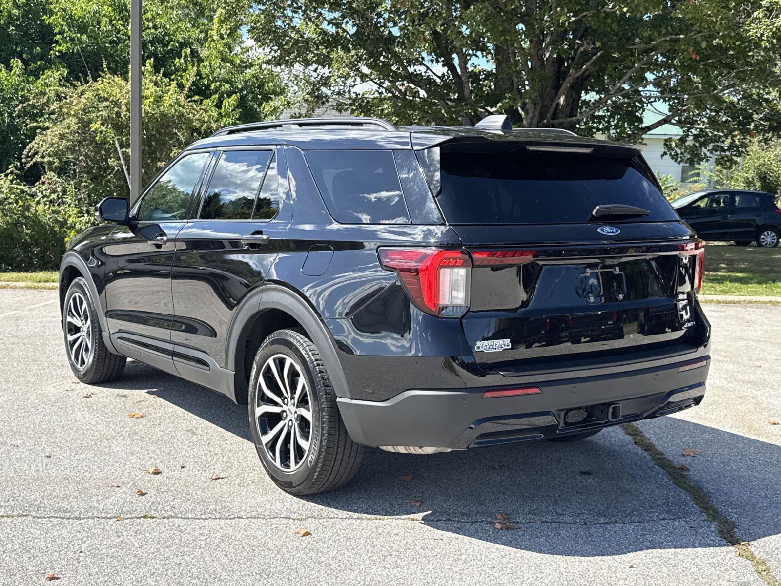 Used 2026 Ford Explorer ST-Line AWD/4WD image 5