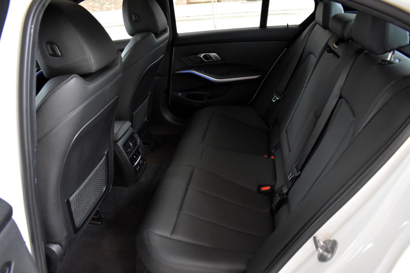 Used 2019 BMW 330i xDrive Sedan w/ Driving Assistance Package AWD/4WD image 30