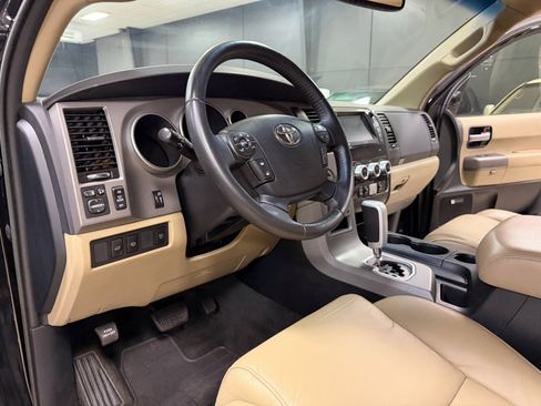 Used 2013 Toyota Sequoia Limited AWD/4WD image 19