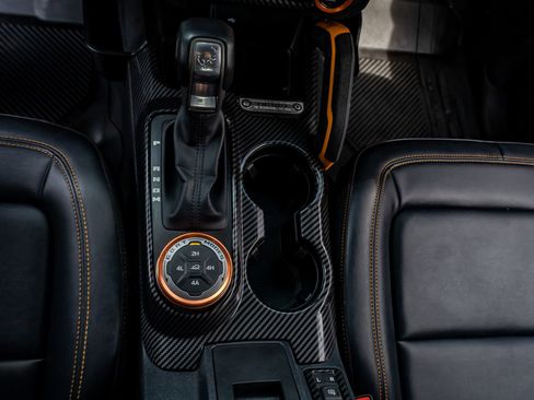 Used 2022 Ford Bronco Badlands w/ Sasquatch Package image 25