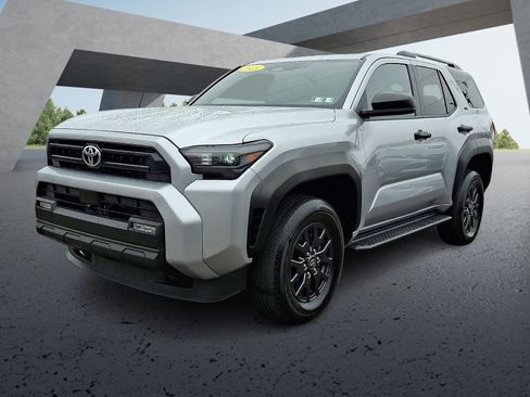 Certified 2025 Toyota 4Runner SR5 image 3
