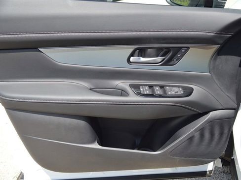 New 2025 Nissan Murano SL w/ Cargo Package image 21