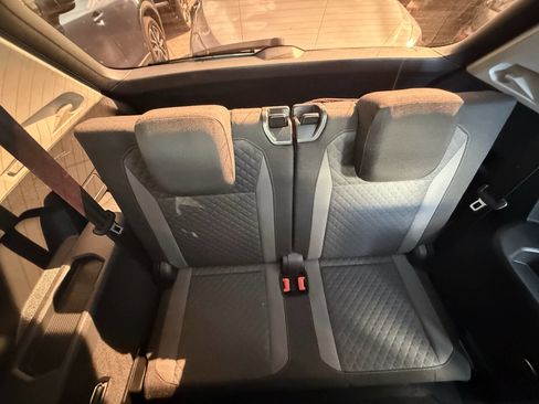 Used 2018 Volkswagen Tiguan S image 10