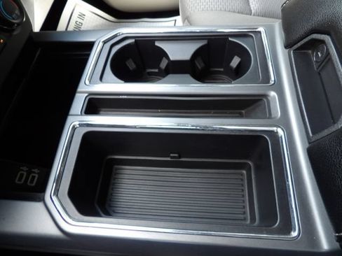 Used 2020 Ford F150 XLT AWD/4WD image 32