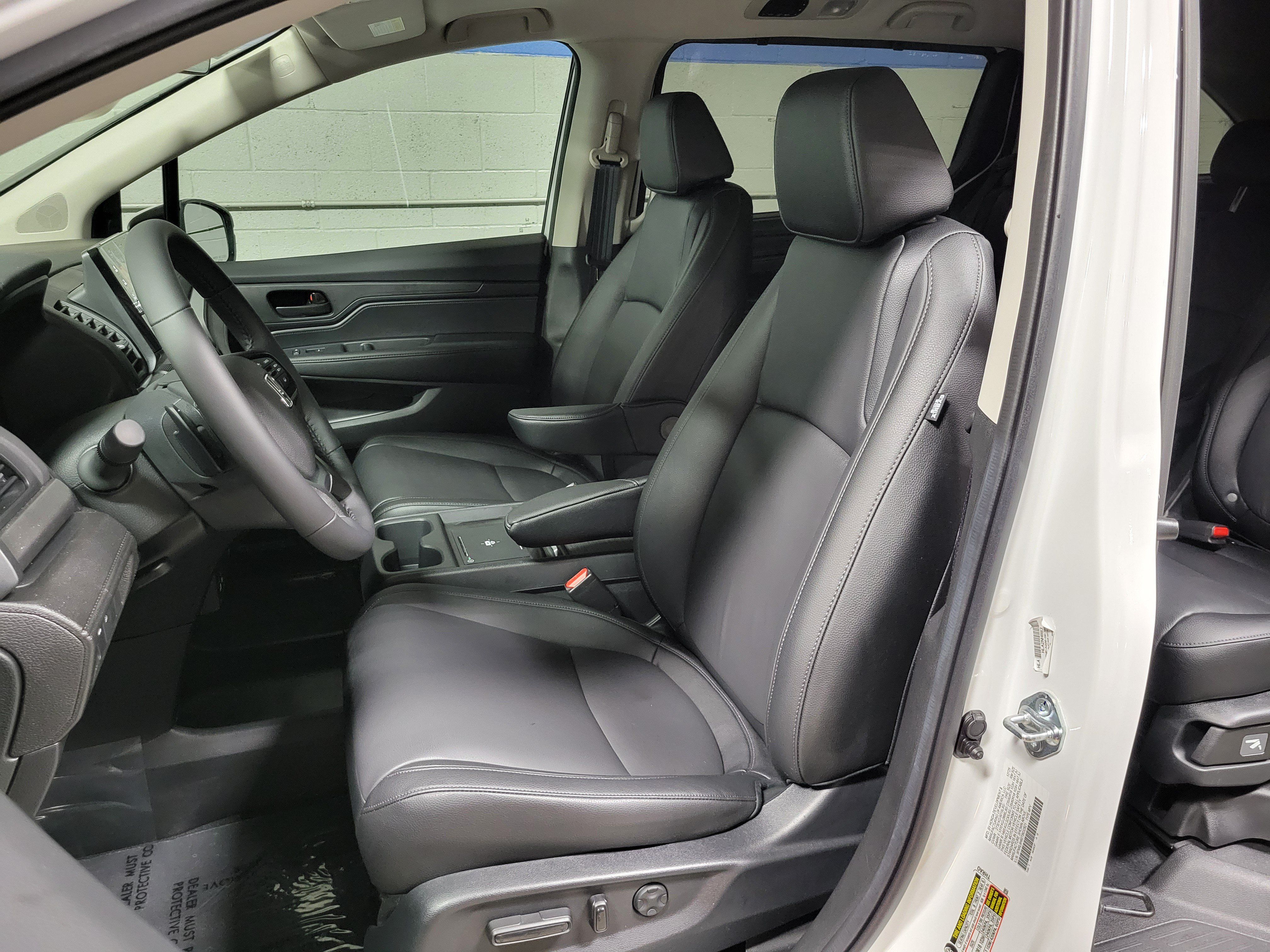 Certified 2026 Honda Odyssey EX-L image 14