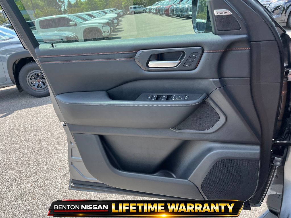 Certified 2026 Nissan Armada PRO-4X AWD/4WD image 13