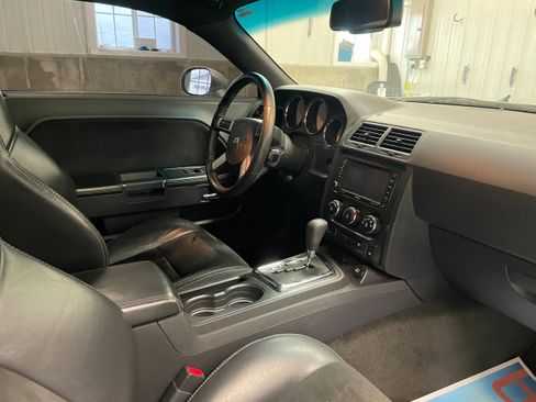 Used 2010 Dodge Challenger SRT8 w/ SRT Option Group II image 34