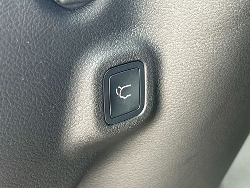 Certified 2026 Jeep Compass Limited AWD/4WD image 12