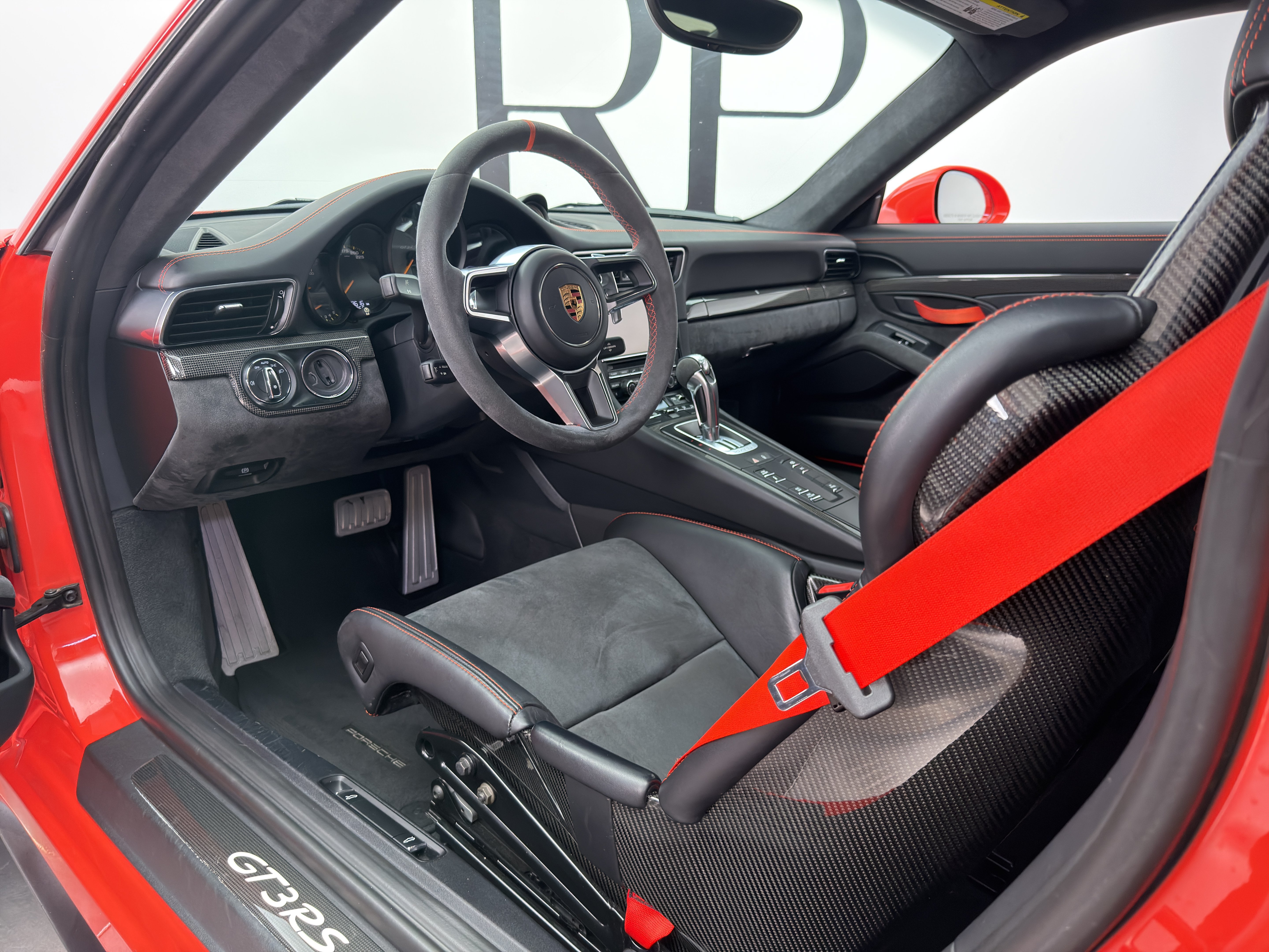Used 2016 Porsche 911 GT3 RS RWD image 29
