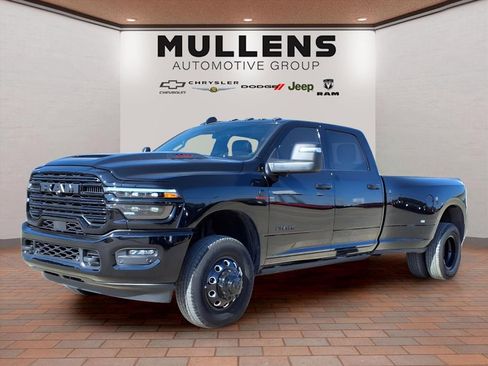 New 2025 RAM 3500 Laramie AWD/4WD image 1