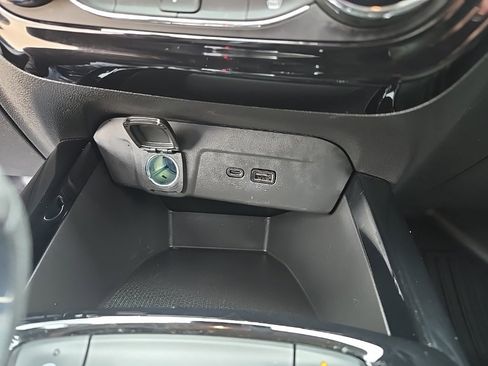 Used 2025 Chevrolet Trax ACTIV w/ Driver Confidence Package image 32