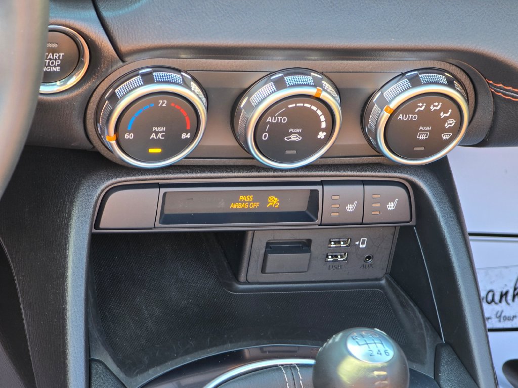 Used 2022 MAZDA MX-5 Miata Grand Touring w/ Weather Package RWD image 17