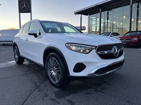 New 2026 Mercedes-Benz GLC 300 4MATIC image 1