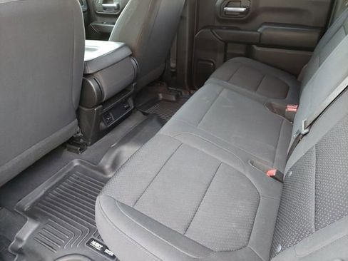 Used 2023 Chevrolet Silverado 2500 Custom w/ Custom Value Package image 32