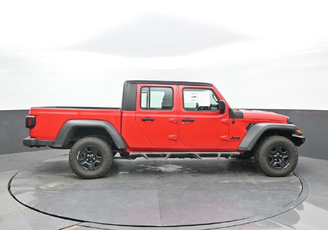 Used 2022 Jeep Gladiator Sport AWD/4WD image 6