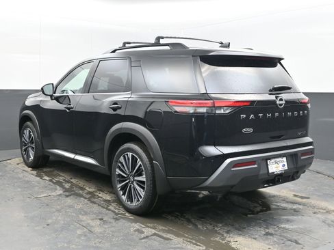 New 2026 Nissan Pathfinder Platinum w/ Cargo Package FWD image 6