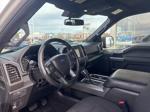 Used 2019 Ford F150 XLT w/ Equipment Group 302A Luxury image 9
