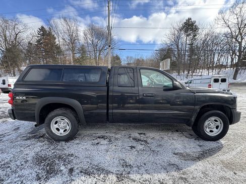 Used 2009 Dodge Dakota ST image 8