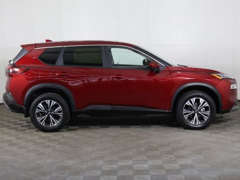 Used 2023 Nissan Rogue SV AWD/4WD image 16